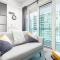 Trendy 1BR Condo Steps from Toronto's Waterfront - Toronto