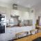 Harlech Apartments - Gwern