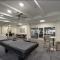 Stylish Apt W Dt-gym-kitchen-choochootrain - تشاتانوغا