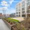 Comfy 1bd1ba In Riverside Wqueenbeddtgymwifi