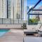Modern 1-Bed City Apartment Pool, Gym & Sauna