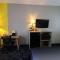 Super 8 by Wyndham Perryville
