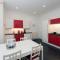 Five-bedroom house at Margate, near beach and amenities