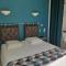 Carry Hotel