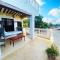 Stopover Guest House and Restaurant