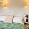 Infinity blue beach apartments - Renovated Apartments 2 Minutes from the Sea & Pool with Scenic Views