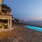 Aigaio pool Villa, gaze the sunset over the Aegean sea - Glossa