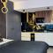 URBAN APARTMENTS Golden Royal, JACUZZI by the window, Chilled Prosecco, Free Garage - 卡托维兹