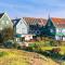Surla Houseboat "De Albatros" in Monnickendam Tender included