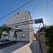 T&A apartments with jacuzzi and barbecue - Kaštela