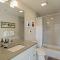 Hillside Haven home - بيند