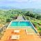 3BR CABIN with a stunning view of Laguna Lake Metro Sky - Binangonan