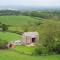 Owls Nook Barn, Luxury Barn with Hot Tub & Sauna - Sandford