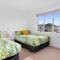 Spacious home on landing drive - 陶朗加