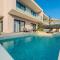 Beachfront Villa Jugo with Seaview - بريفلاكا