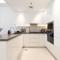 NEW 2BR in Arjan with Private Pool - Dubaj