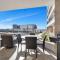 2 Pools Jacuzzi Close to Beaches Rooftop Cozy