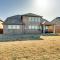 6 Mi to Lake Lewisville Chic Retreat in Frisco! - 弗赖拉辛