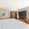 Holiday Inn Express Crestwood by IHG