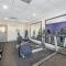 Holiday Inn Express Crestwood by IHG