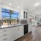 Colorful and Cozy Haven with Heated Pool - Rodeo