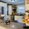 Schaumburg Paradise Oasis with a secret garden and private Pool - Schaumburg