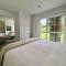 64 Mandalea B&B