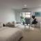 Cozy Studio with Private Entrance & Ensuite