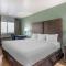Econo Lodge Portland Airport