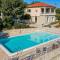 Dolphin House by the sea - Porto Ozias