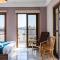 Ani's Stylish Studio W Terrace in Larnaca - Ларнака