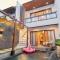 Avyara Villa - Brand NEW, Luxury Tropical with Private Pool - Dalung