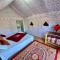 Birds Home : Rustic Cabins & Canvas Retreat