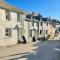 Lobster Cove, Port Isaac, 50 paces from the beach