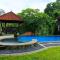 Malathi Wooden House with Pool View