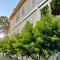 Large Home and 2 Airstream Glampers & Spa Midway to Tybee Beach & Downtown Savannah with Fast WiFi and More! - سافانا