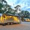 Large Home and 2 Airstream Glampers & Spa Midway to Tybee Beach & Downtown Savannah with Fast WiFi and More! - سافانا