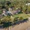 Las Canas Beach Retreat