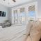 A Sunny Daze Ocean Views, Elevator, Heated Pool 5bd 5ba! - 海洋岛海滩
