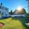 Canal Retreat with Easy Cape Access with Seasonal Pool - بورن