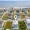 Spacious 5-Bedroom Retreat with Private Pool and Spa in Ocean Isle Beach - أوشن إيسل بيتش
