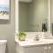 Modern 1 BDR Oceanview with direct beach access! - Hollywood