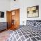 Charming Waterfront Home Walk to Beach with Pool - Форт-Лодердейл
