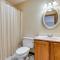 Less Than 1 Mi to Mt Snow Charming Condo with Fireplace - Dover