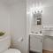5 Mins to UND - Cozy 4BD with BBQ & Pool Table - Саут-Бенд