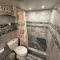 Central Waikiki Luxury Penthouse