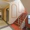 Super Capital O Townhouse Govinda Royal