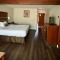 Western Holiday Lodge