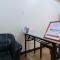RedDoorz Hostel @ Faes Transient House - 碧瑶