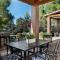 Luxe Design and Amazing Views with Hot Tub for Family - Sedona